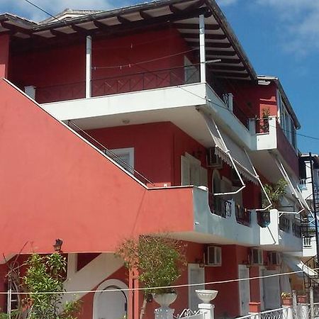 Loula'S Apartments Gouvia Exterior photo